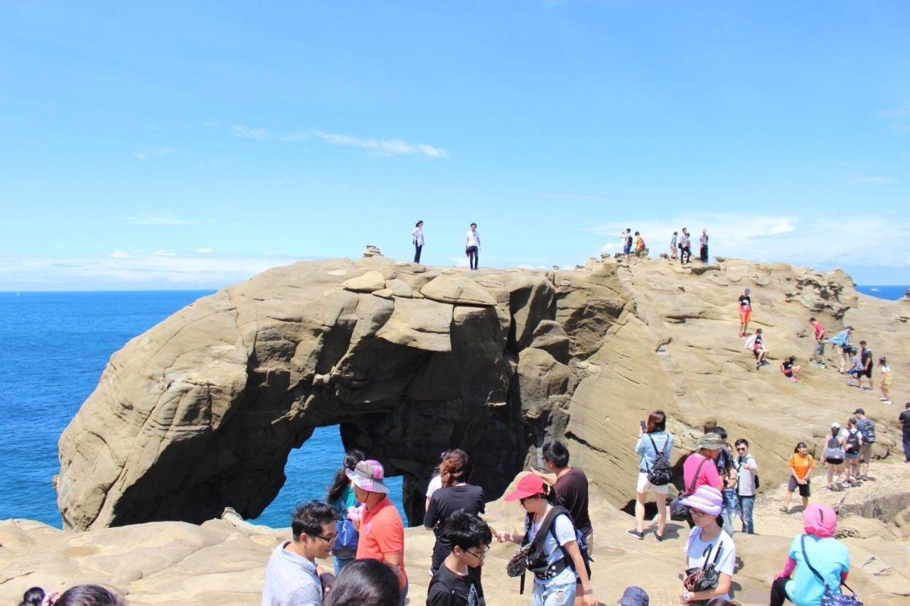 晶晶輕旅民宿 New Taipei City ภายนอก รูปภาพ